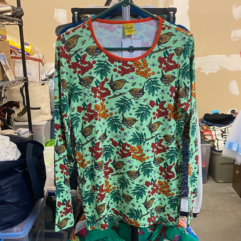 NWT Duns of Sweden Organic Cotton Top